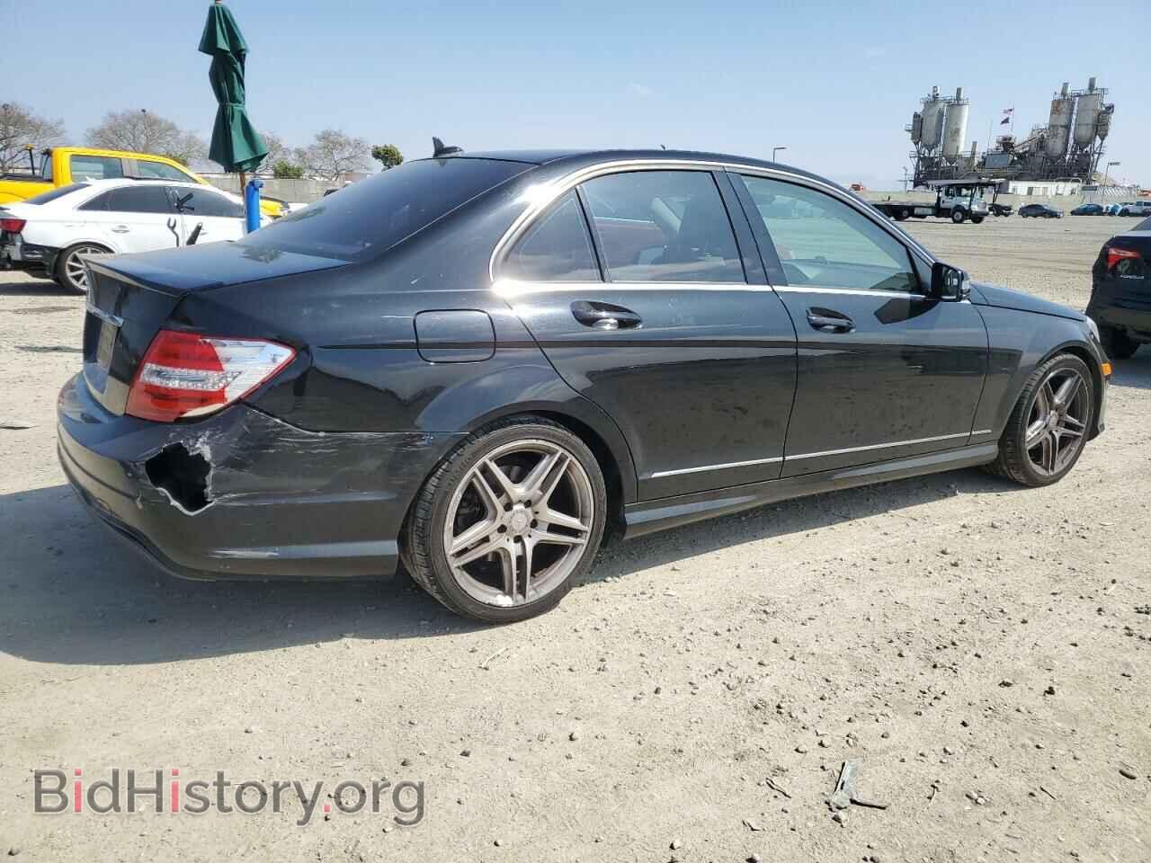2013 MERCEDES-BENZ C-CLASS - VIN: WDDGF4HB8DA873463 - Фото 3
