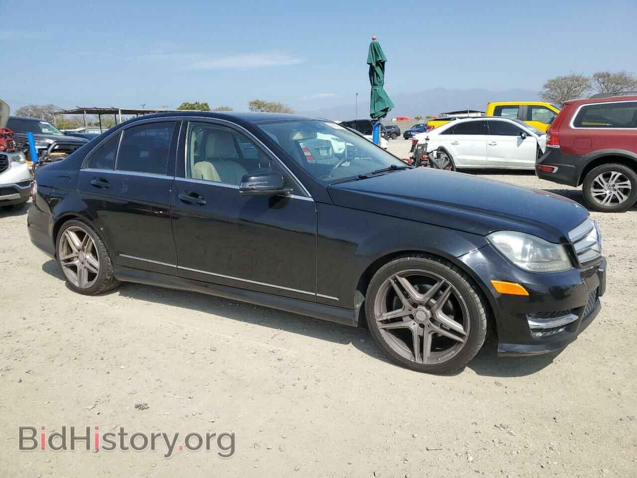 2013 MERCEDES-BENZ C-CLASS - VIN: WDDGF4HB8DA873463 - Фото 4