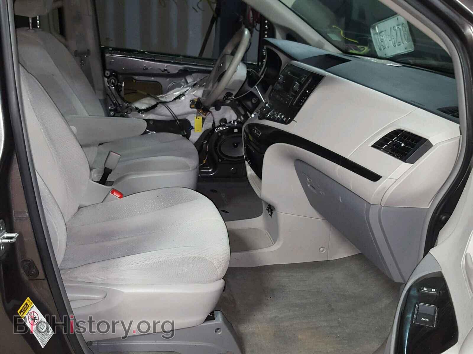 2013 TOYOTA SIENNA LE - VIN: 5TDKK3DC8DS331632 - Фото 5