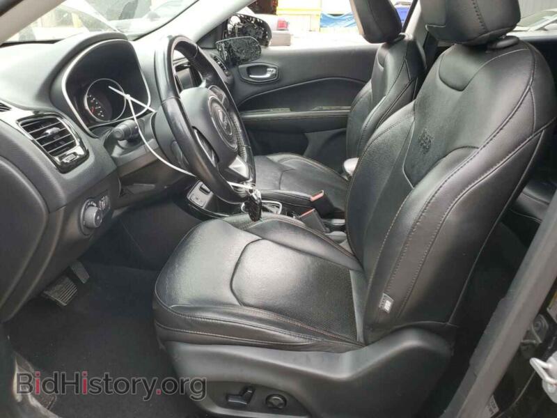 2020 Jeep COMPASS (VIN 3C4NJCCB9LT187408) — photo 7 of 13