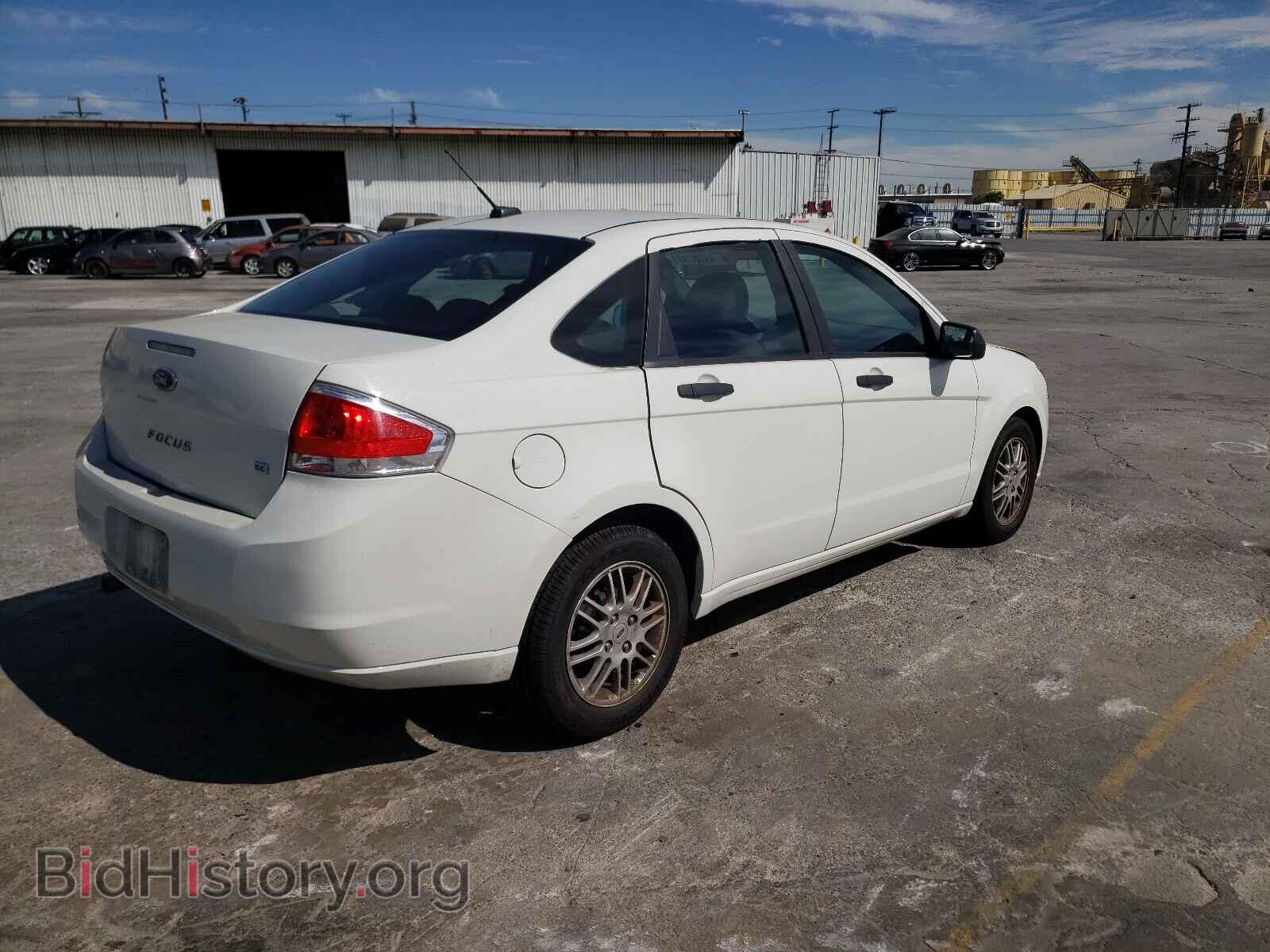 2011 FORD FOCUS - VIN: 1FAHP3FN2BW120634 - Фото 4