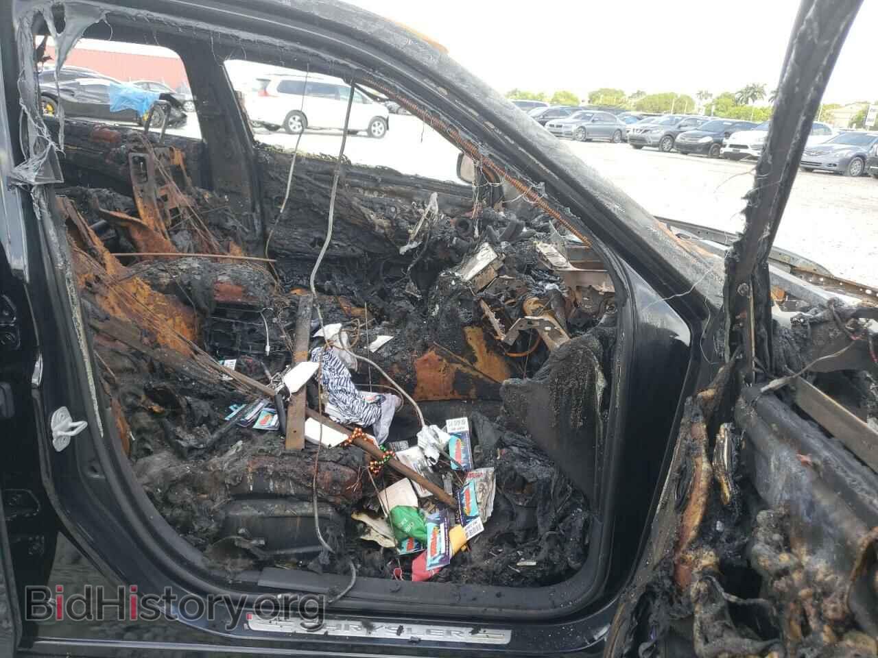 2012 CHRYSLER 300 - VIN: 2C3CCADT5CH221824 - Фото 5