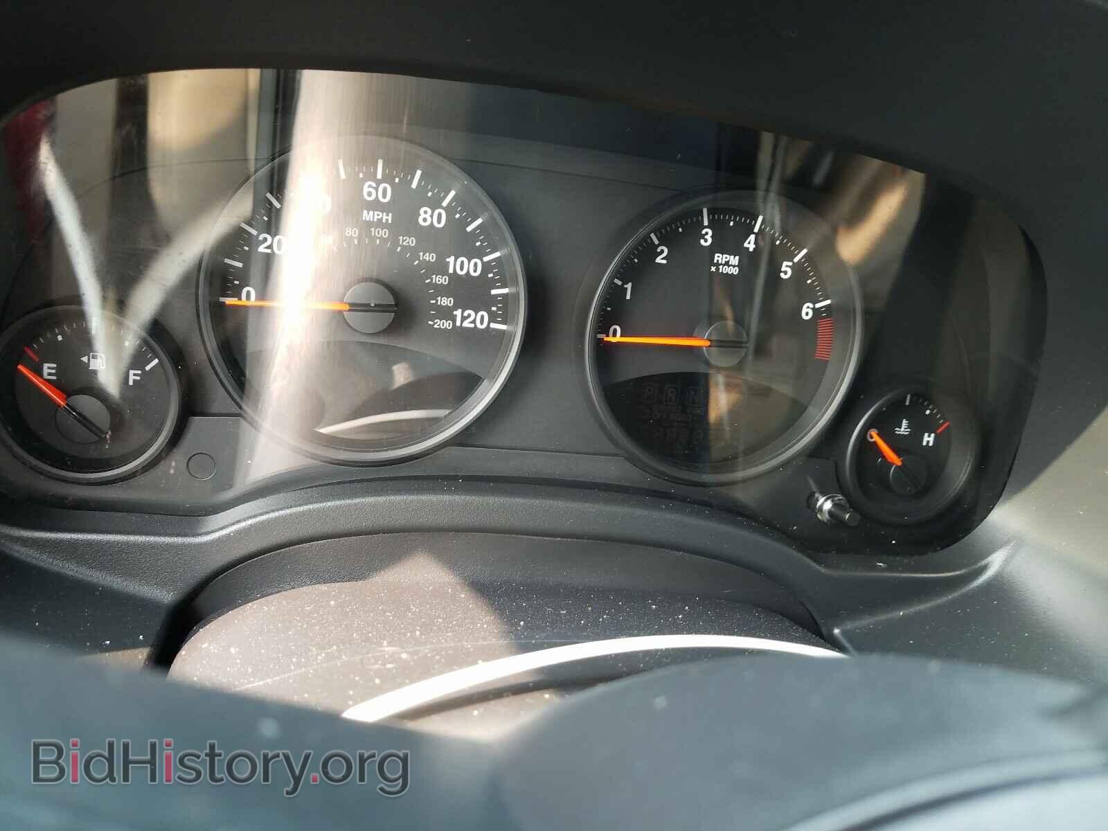 2012 JEEP COMPASS - VIN: 1C4NJCBB8CD605836 - Photo 8