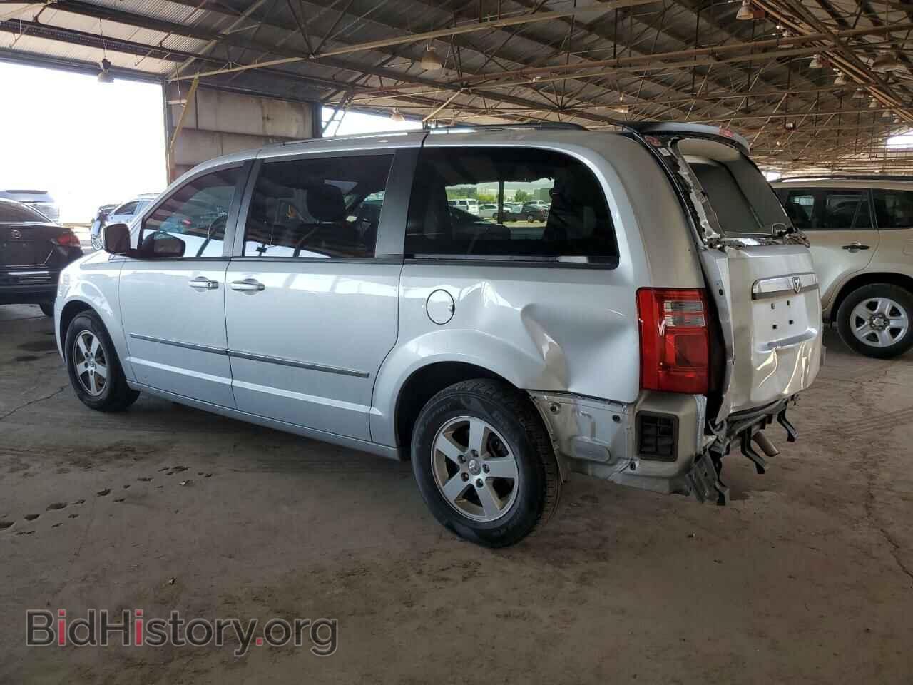 2010 DODGE CARAVAN - VIN: 2D4RN5D14AR215562 - Фото 2