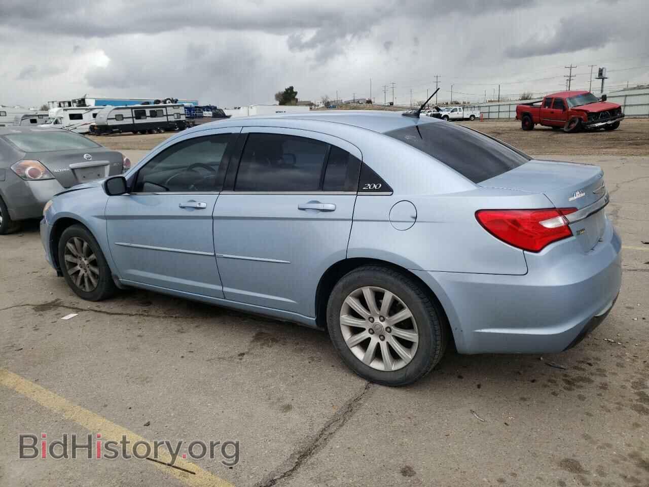 2012 CHRYSLER 200 - VIN: 1C3CCBBG2CN224179 - Фото 2