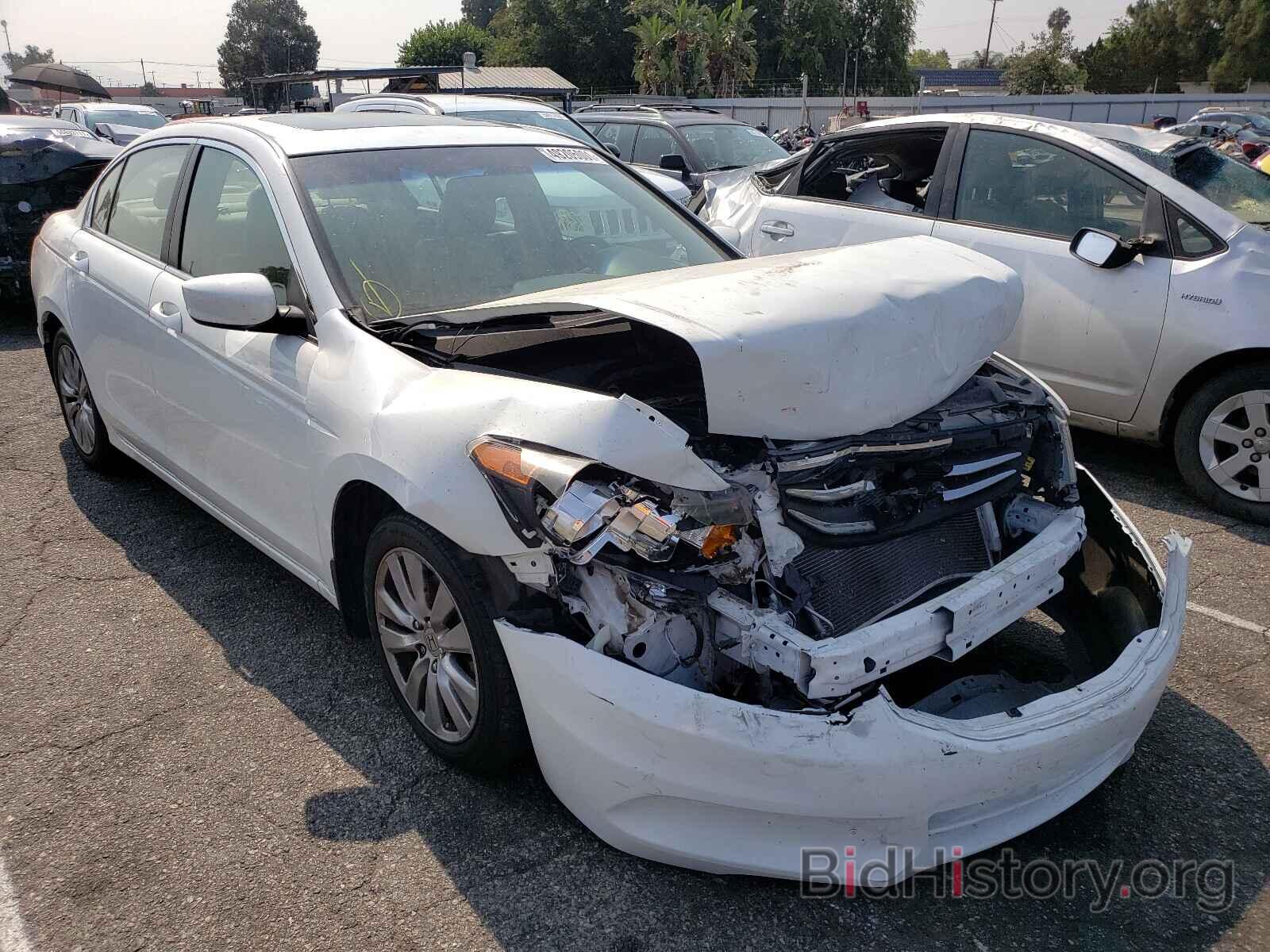 Фотография 1HGCP2F87CA184211 - HONDA ACCORD 2012