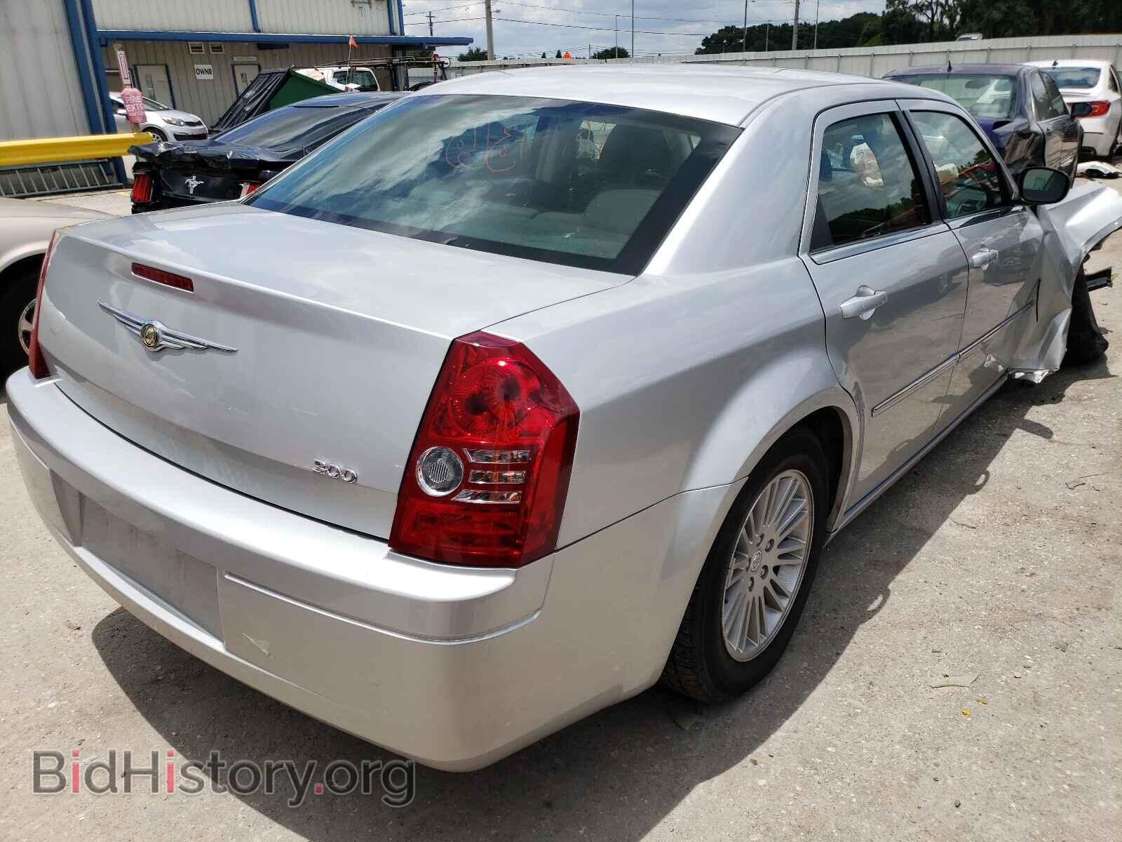 2009 CHRYSLER 300 - VIN: 2C3LA43D19H574684 - Фото 4