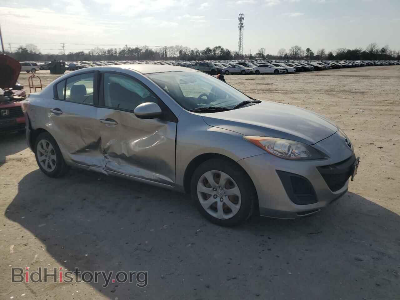 2011 MAZDA 3 - VIN: JM1BL1UG1B1437726 - Фото 4