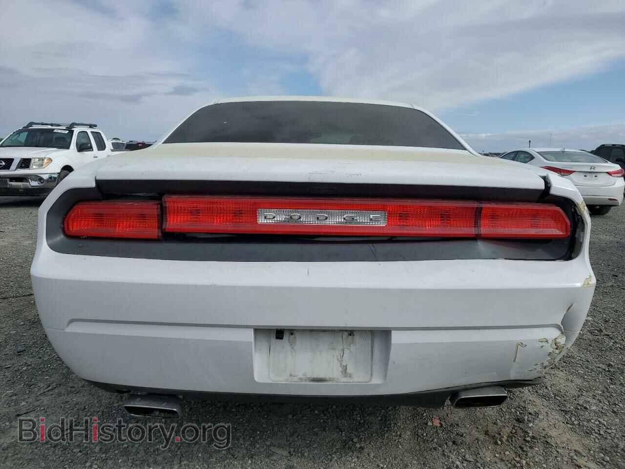 2014 DODGE CHALLENGER - VIN: 2C3CDYAG3EH313188 - Фото 6