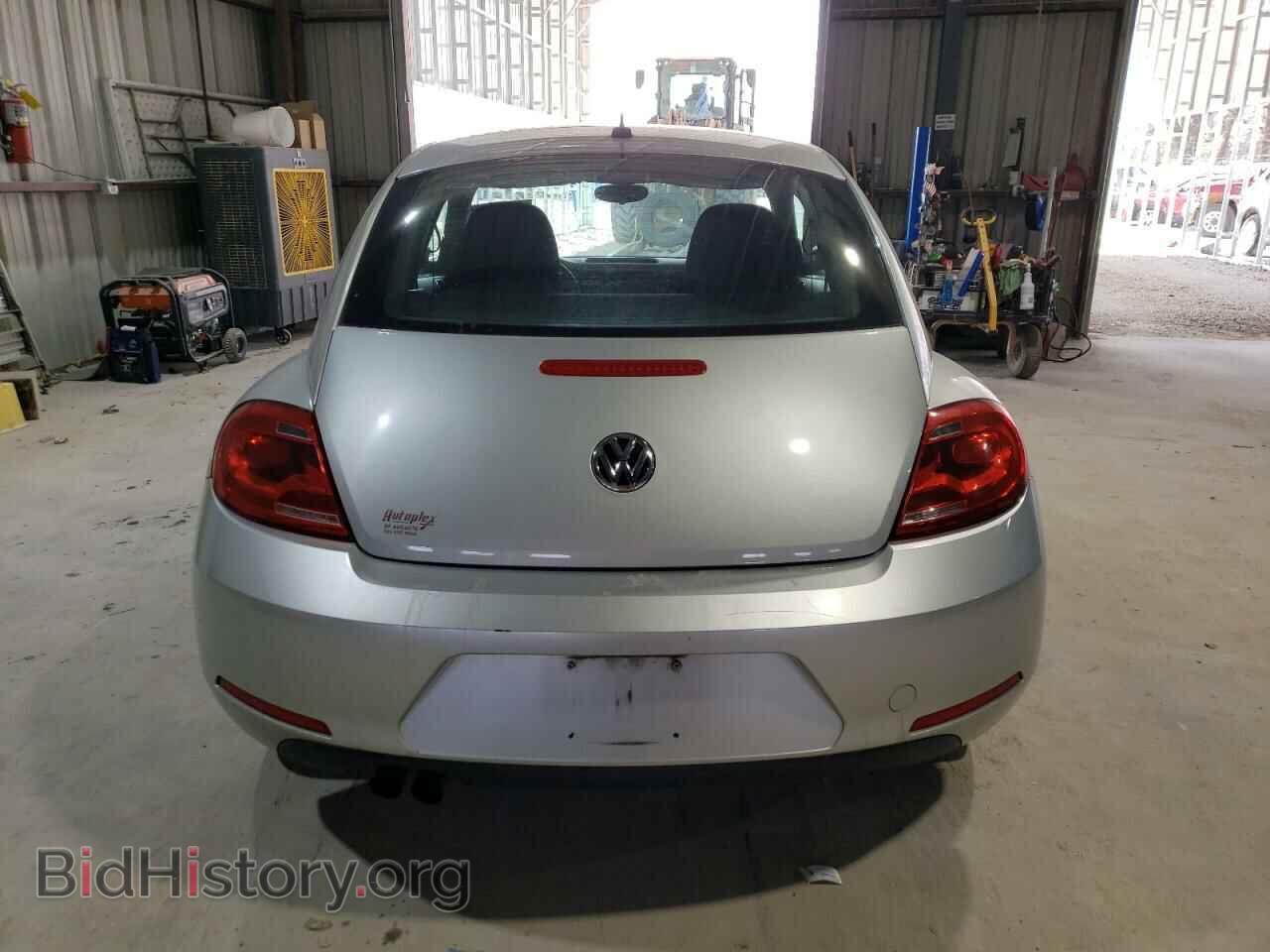 2014 VOLKSWAGEN BEETLE - VIN: 3VWF17AT8EM645912 - Фото 6