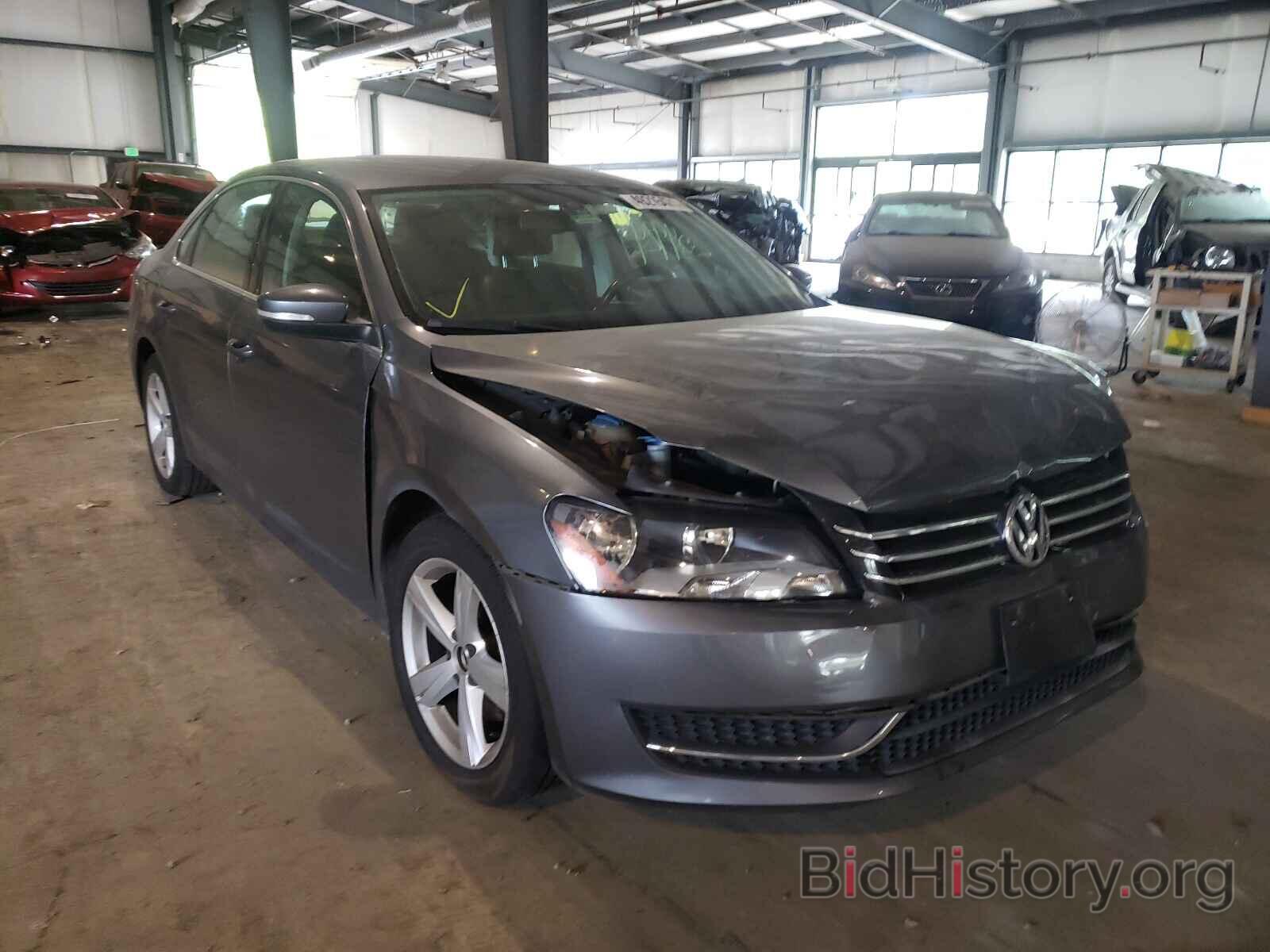 Photo 1VWBP7A33DC030214 - VOLKSWAGEN PASSAT 2013