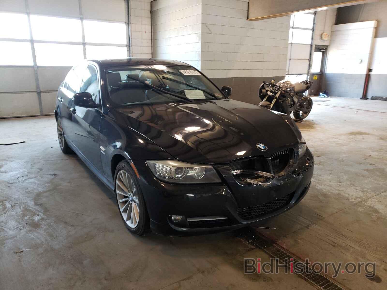 Photo WBAPL33549A406818 - BMW 3 SERIES 2009