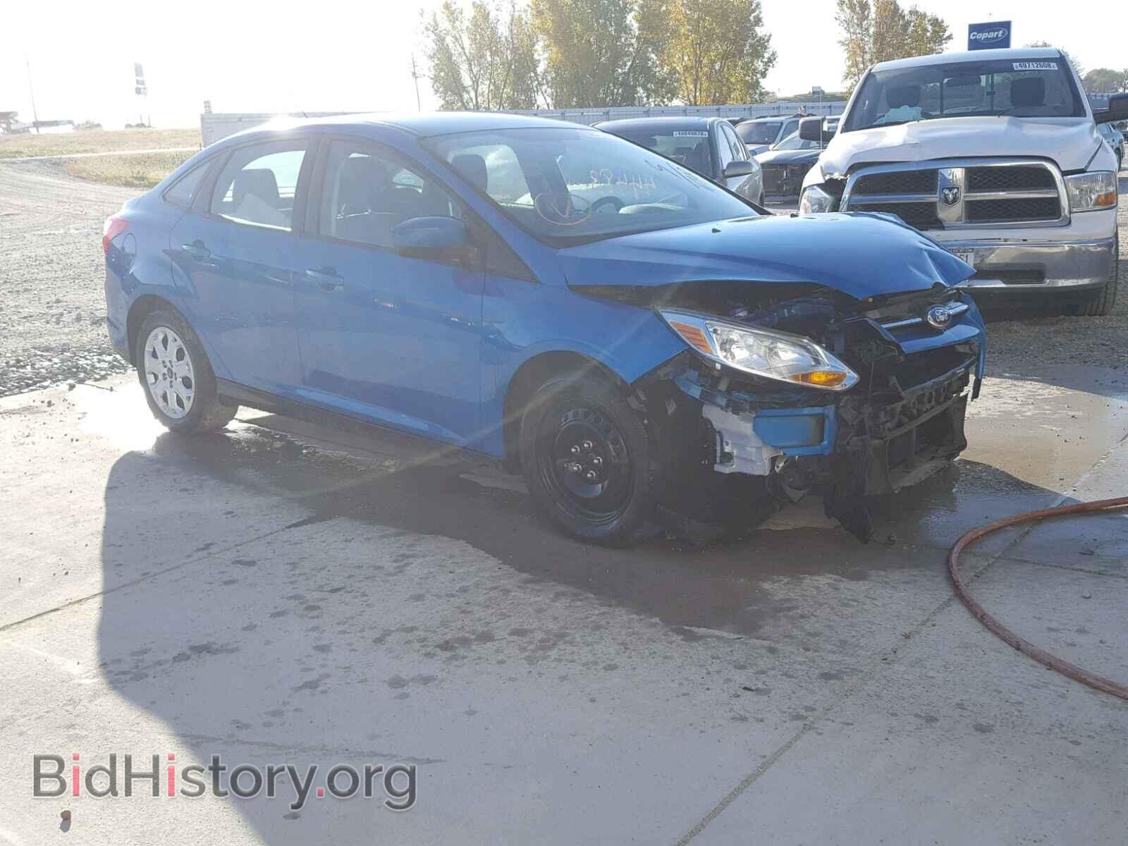 Photo 1FAHP3F22CL294700 - FORD FOCUS 2012