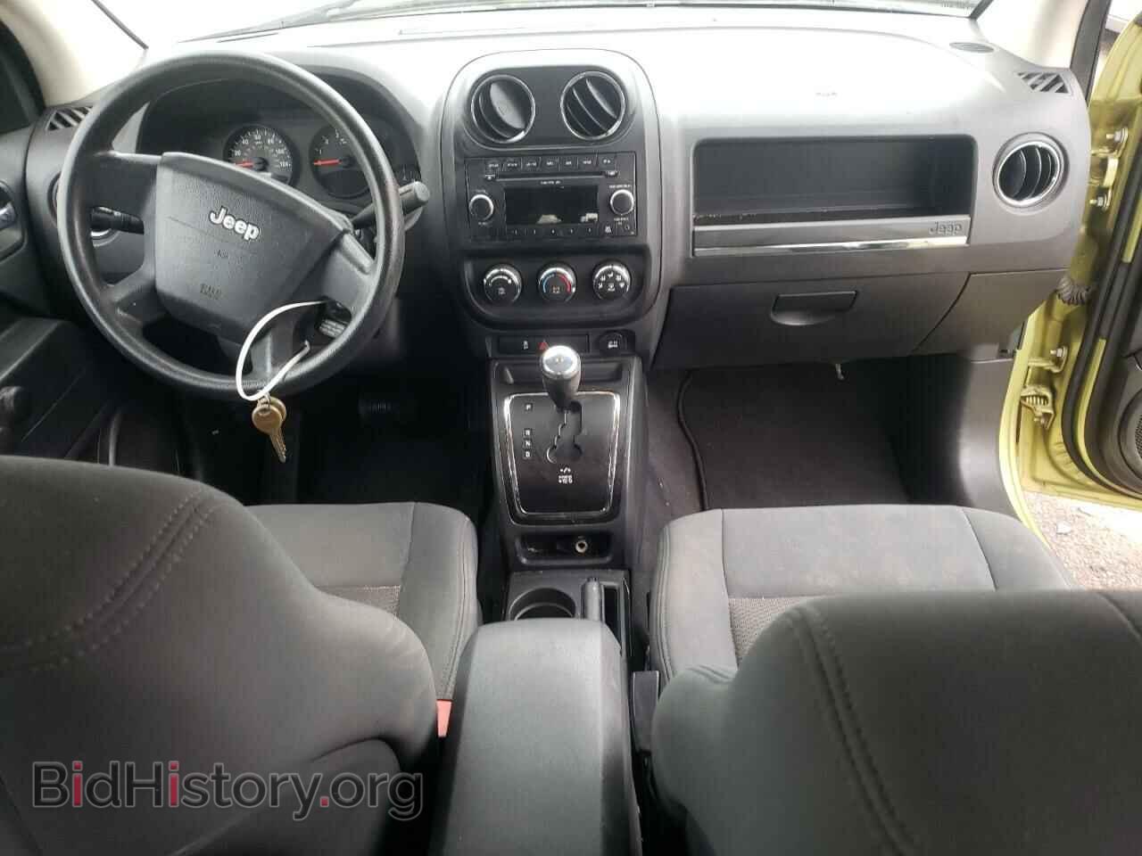 2010 JEEP COMPASS - VIN: 1J4NF4FB3AD524462 - Фото 8