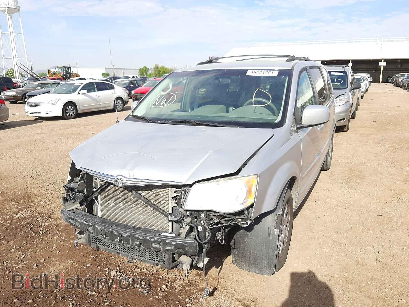 2010 CHRYSLER MINIVAN - VIN: 2A4RR5DX7AR351619 - Photo 2