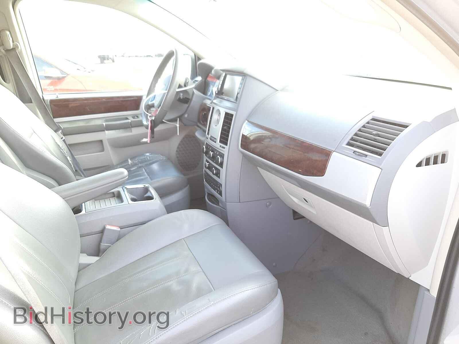 2010 CHRYSLER MINIVAN - VIN: 2A4RR5DX7AR351619 - Photo 5