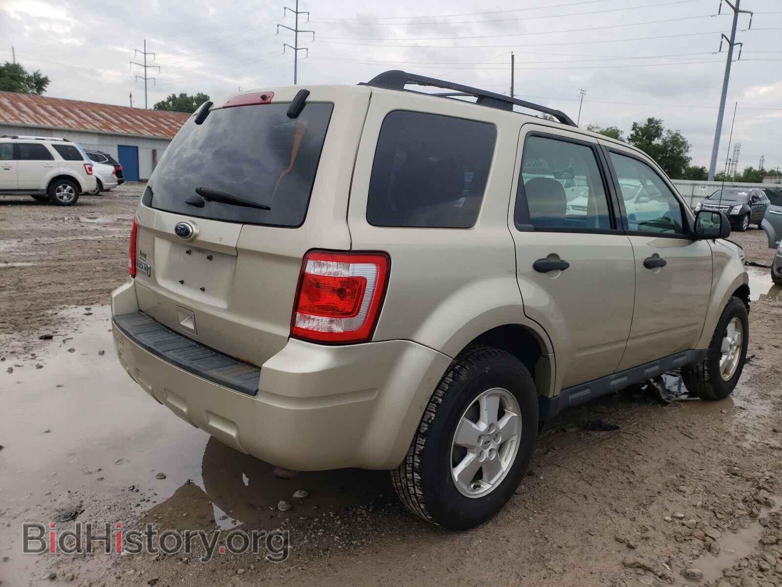2011 FORD ESCAPE - VIN: 1FMCU9C72BKB60592 - Фото 4