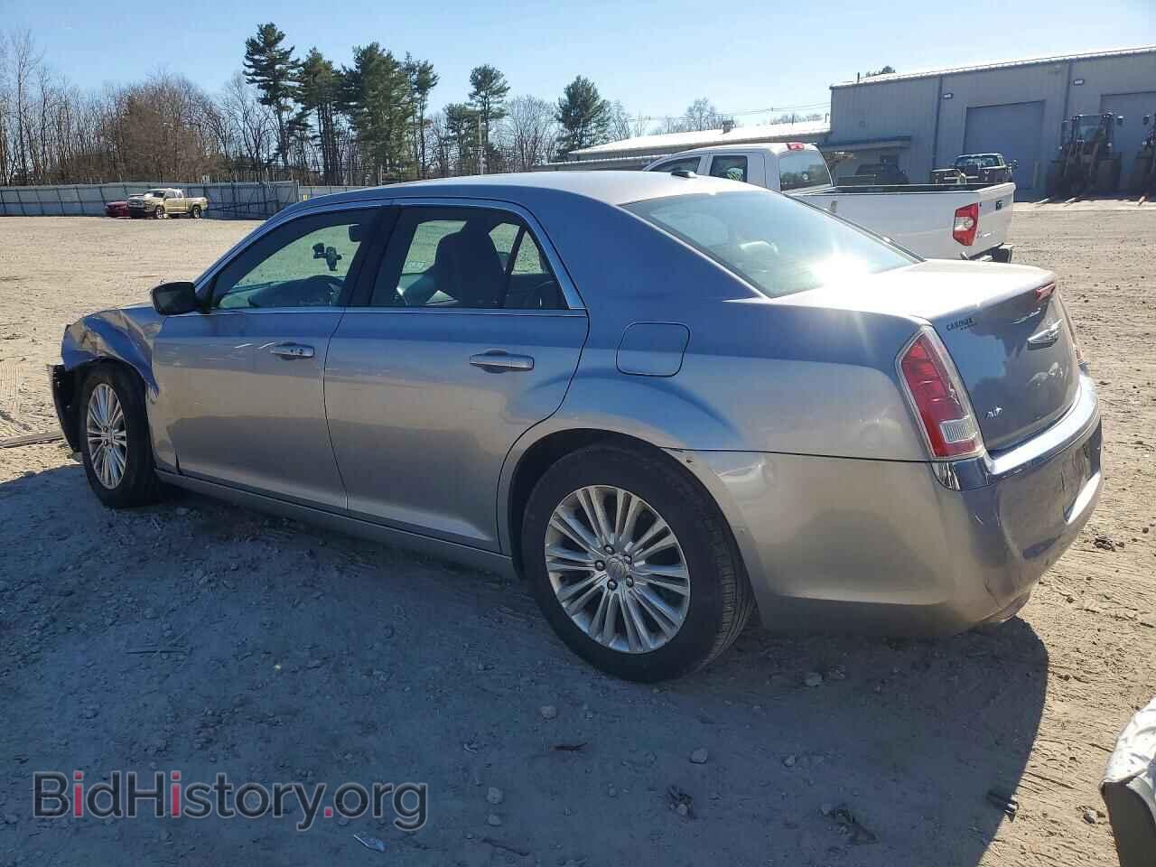 2014 CHRYSLER 300 - VIN: 2C3CCARG6EH352890 - Фото 2