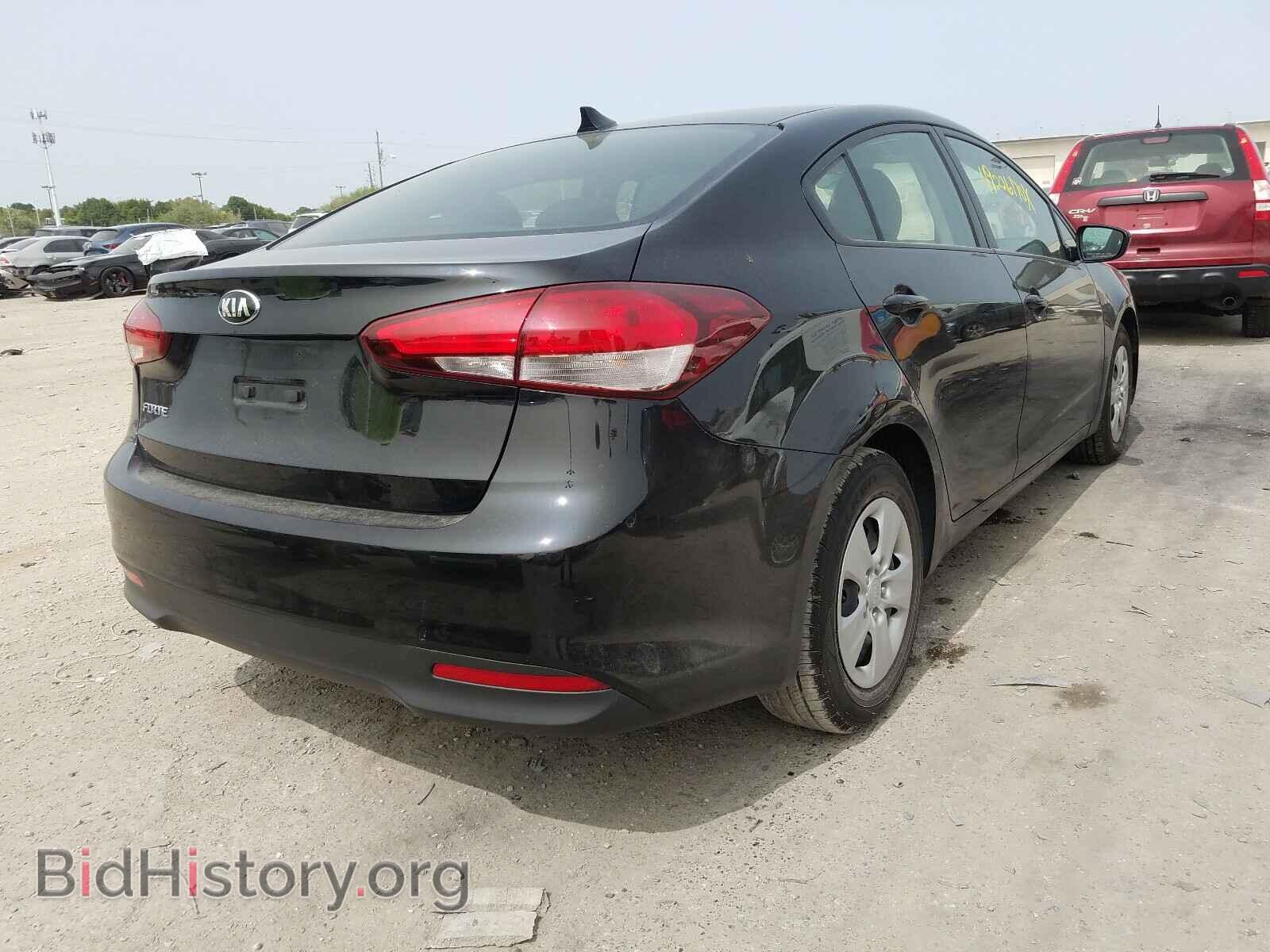 2017 KIA FORTE - VIN: 3KPFK4A78HE136953 - Фото 4