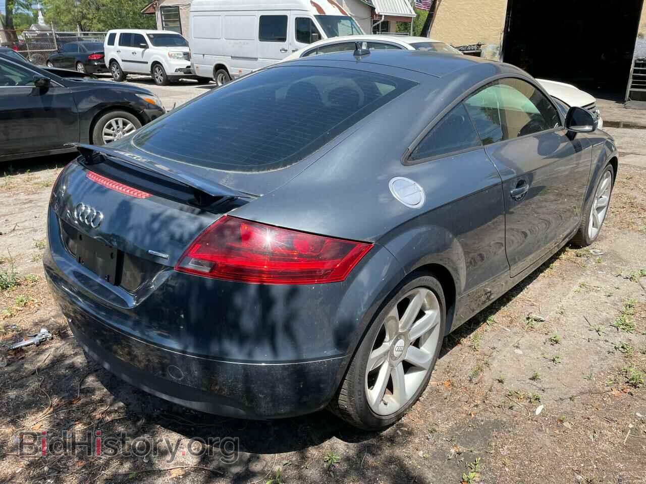 2010 AUDI TT - VIN: TRUFFAFK3A1015357 - Photo 4