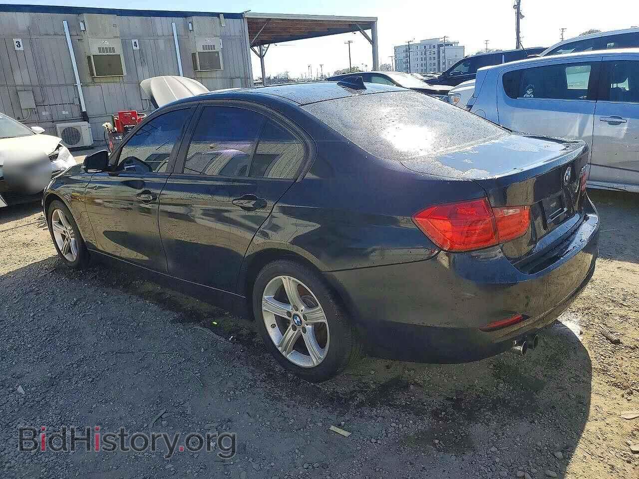 2013 BMW 3 SERIES - VIN: WBA3A5C50DF602699 - Фото 2