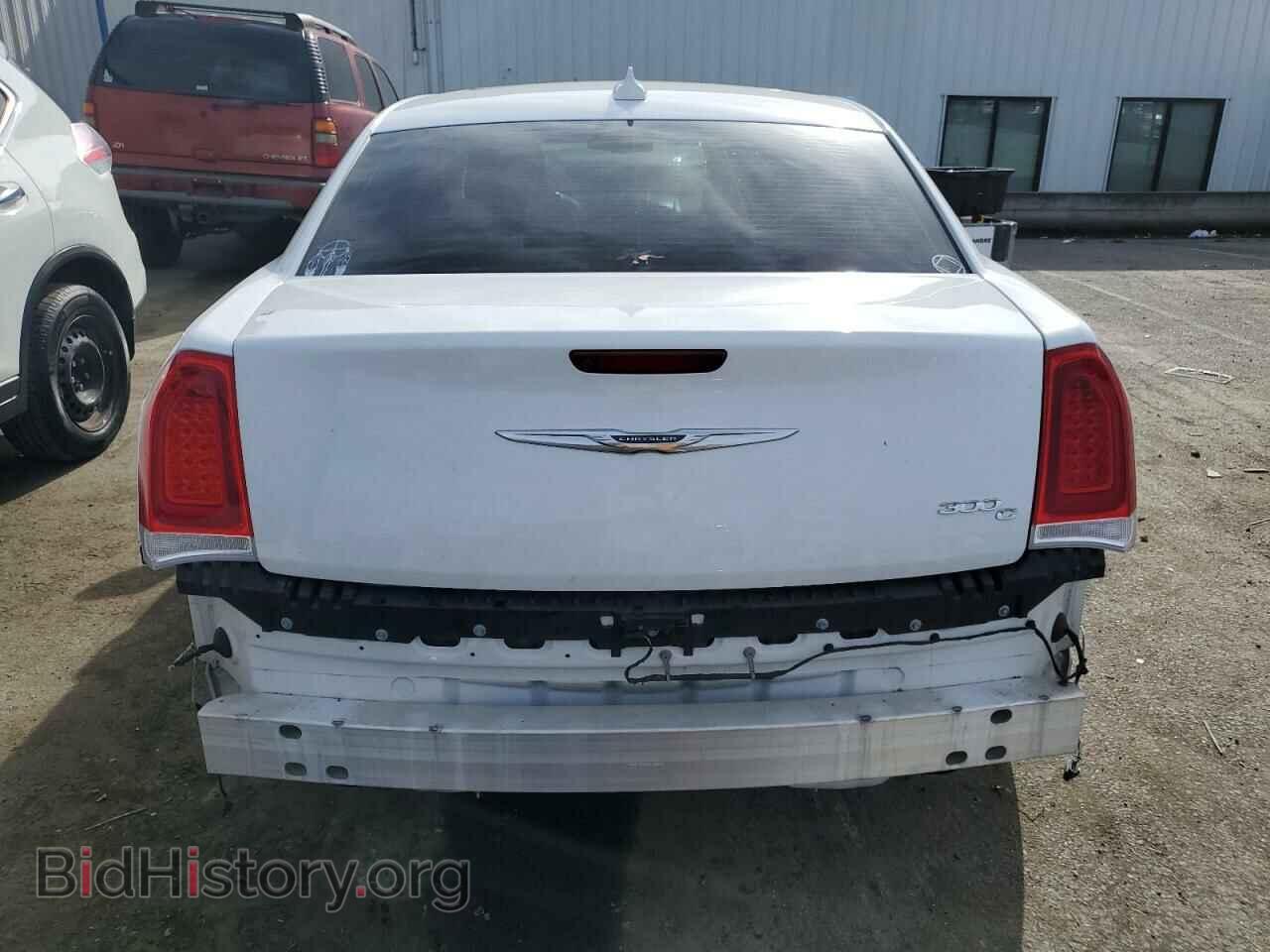 2017 CHRYSLER 300 - VIN: 2C3CCAEG2HH610168 - Фото 6