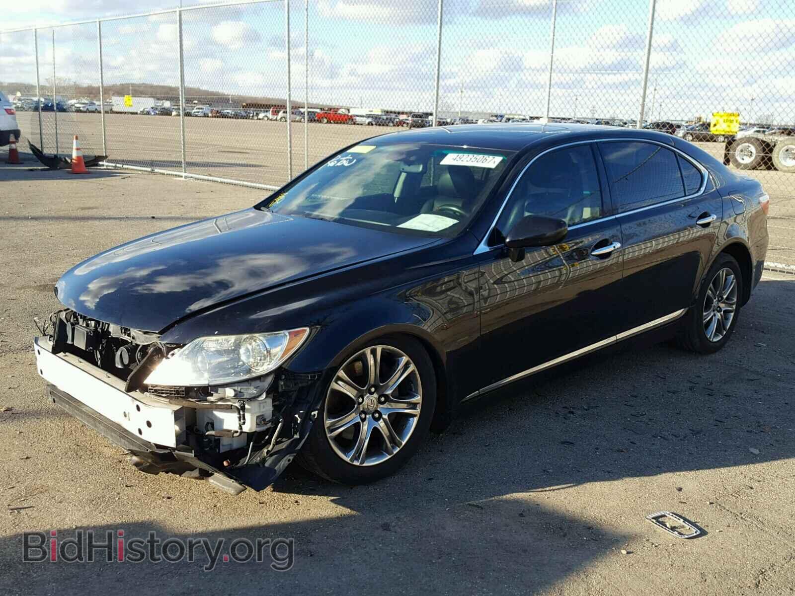 2007 LEXUS LS460 - VIN: JTHGL46F575007739 - Photo 2