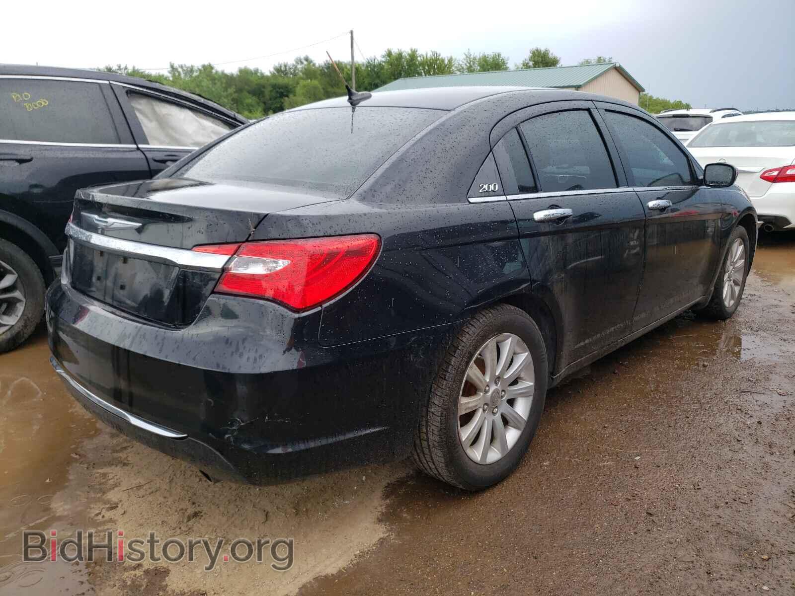 2013 CHRYSLER 200 - VIN: 1C3CCBCG0DN618330 - Photo 4