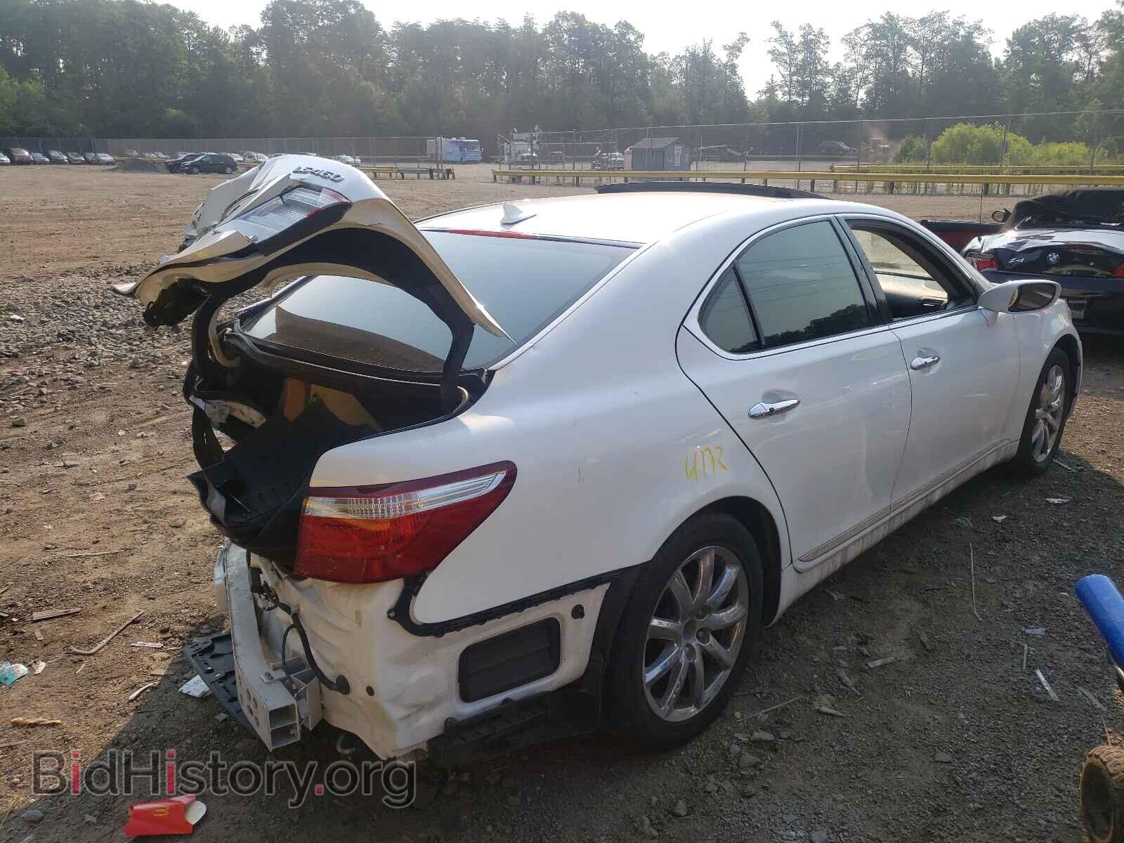 2007 LEXUS LS460 - VIN: JTHBL46F475002994 - Photo 4