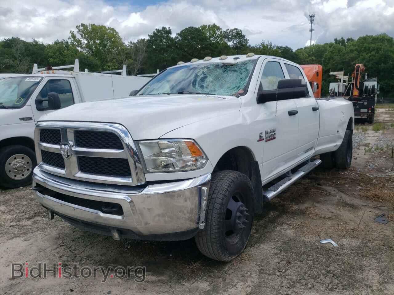 2014 RAM 3500 - VIN: 3C63RRGL4EG175935 - Photo 2