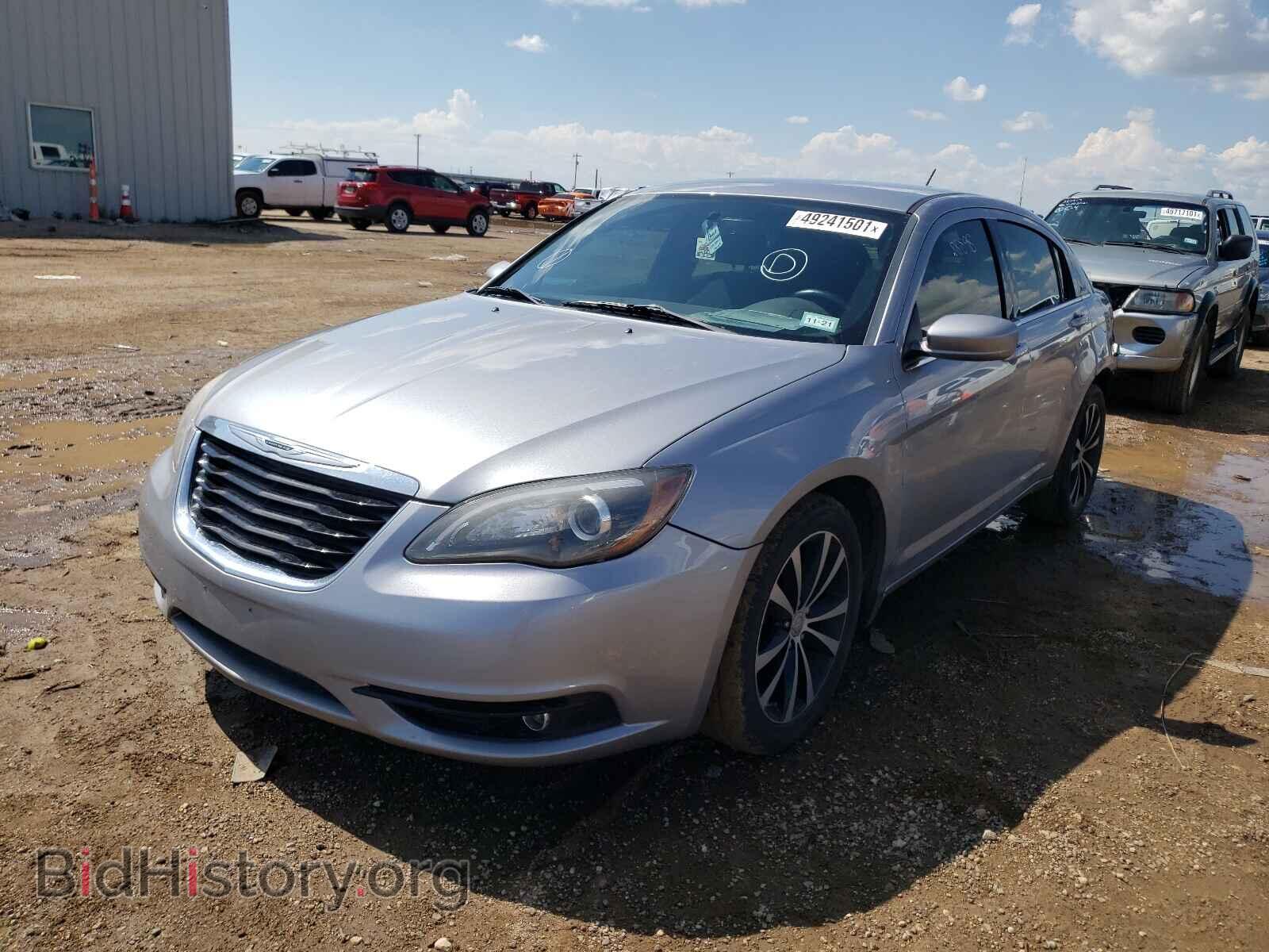 2014 CHRYSLER 200 - VIN: 1C3CCBBB8EN165128 - Фото 2