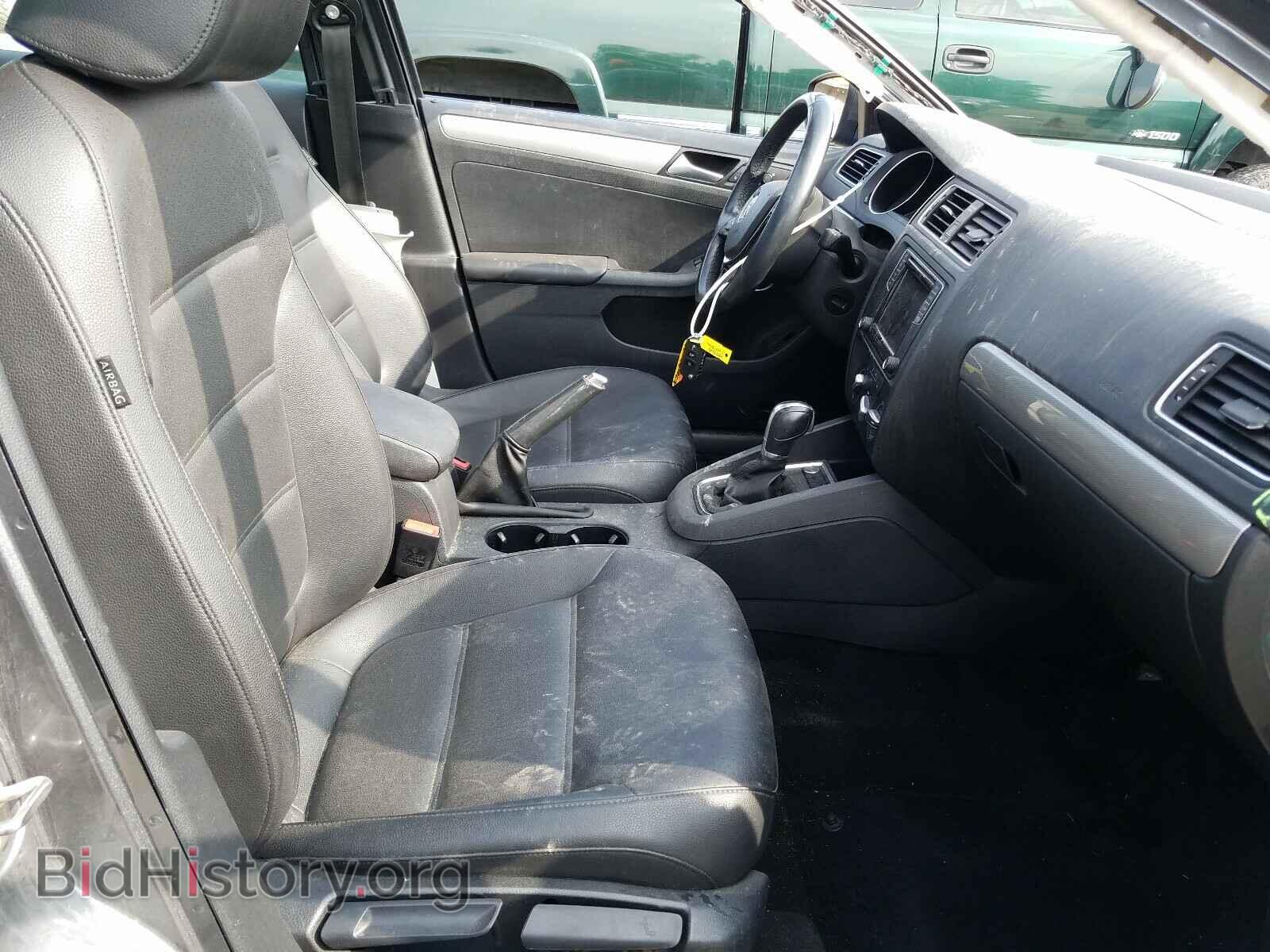 2017 VOLKSWAGEN JETTA - VIN: 3VWDB7AJ2HM398247 - Фото 5