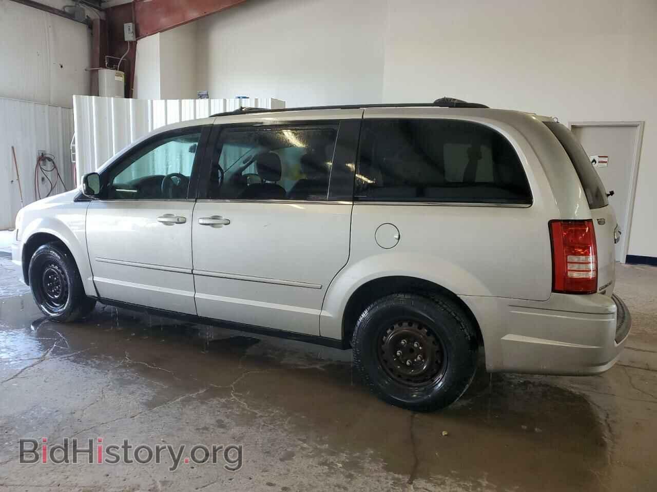 2010 CHRYSLER MINIVAN - VIN: 2A4RR4DE3AR161924 - Фото 2