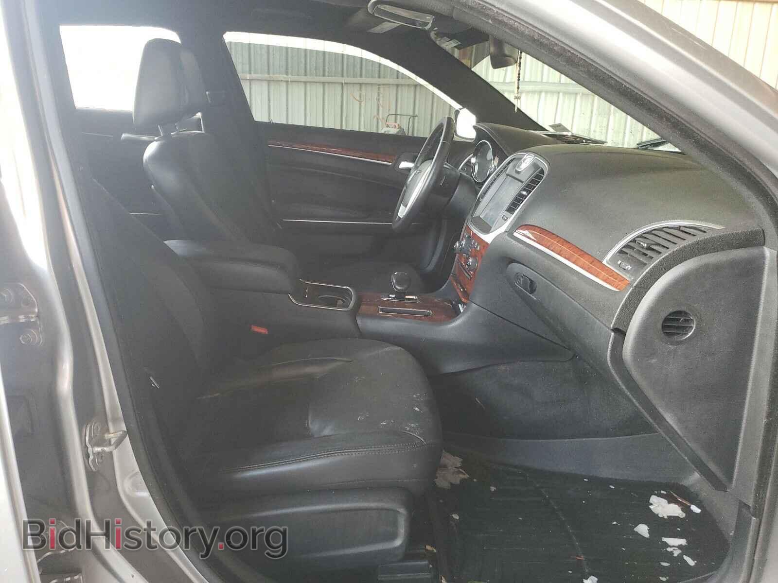 2013 CHRYSLER 300 - VIN: 2C3CCAAG9DH735460 - Фото 5