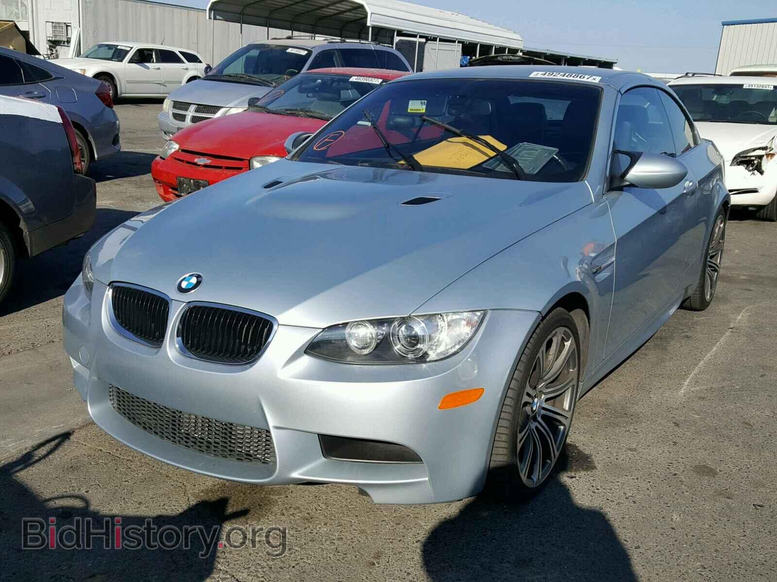 2011 BMW M3 - VIN: WBSDX9C53BE584756 - Фото 2