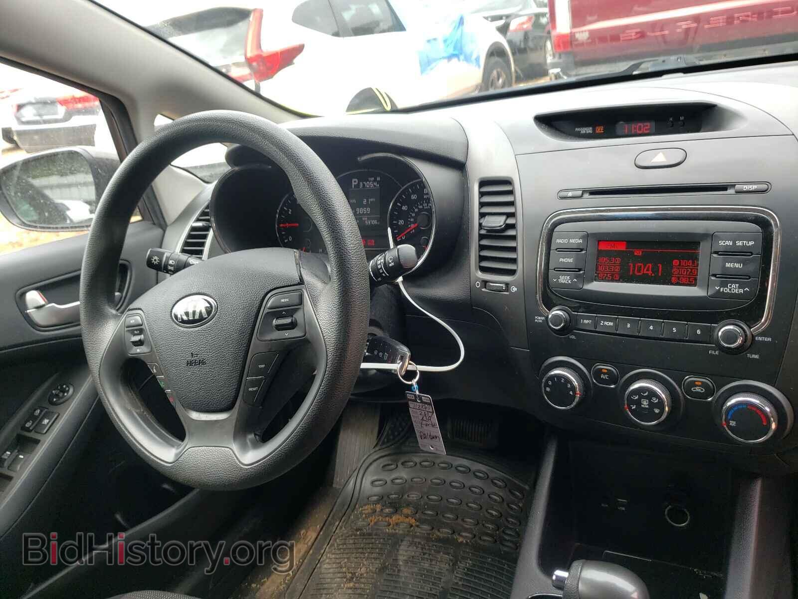 2017 KIA FORTE - VIN: 3KPFK4A7XHE149042 - Фото 9