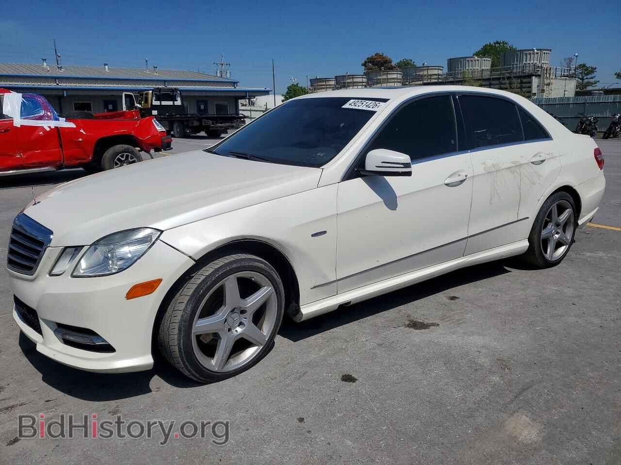 Photo WDDHF8JB4CA554338 - MERCEDES-BENZ E-CLASS 2012