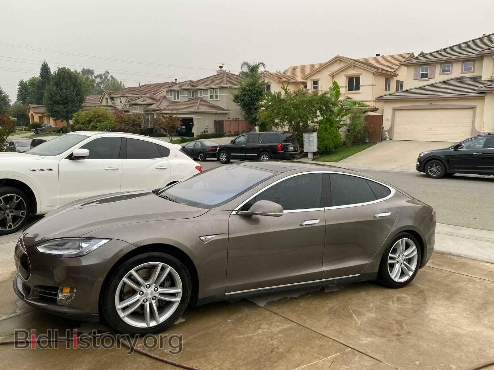 2015 TESLA MODEL S - VIN: 5YJSA1E2XFF110960 - Фото 7