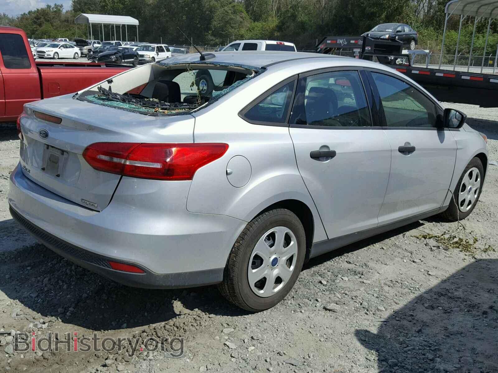 2015 FORD FOCUS - VIN: 1FADP3E20FL365610 - Photo 4