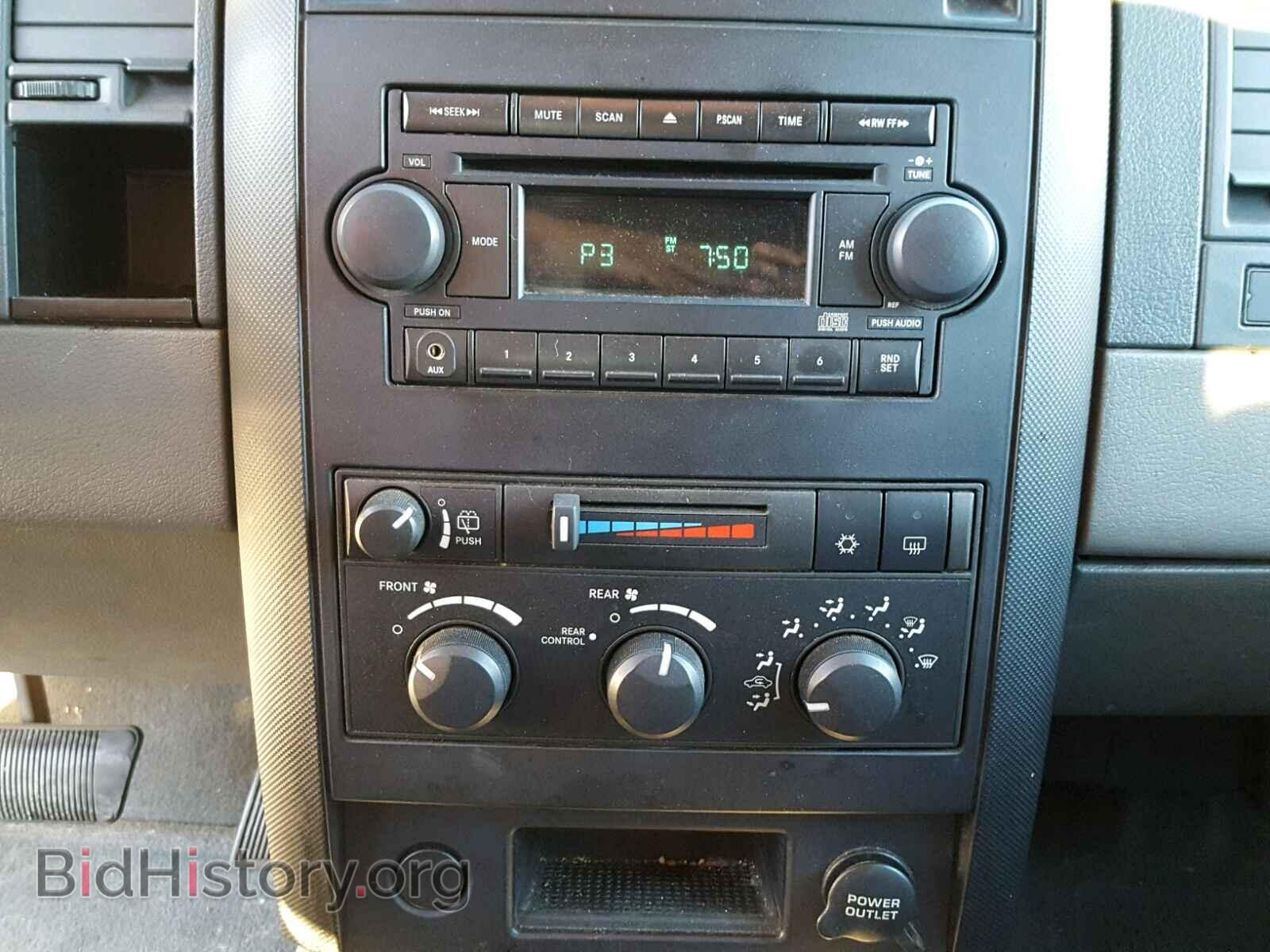 2006 DODGE DURANGO SX - VIN: 1D4HD38K36F143998 - Фото 9