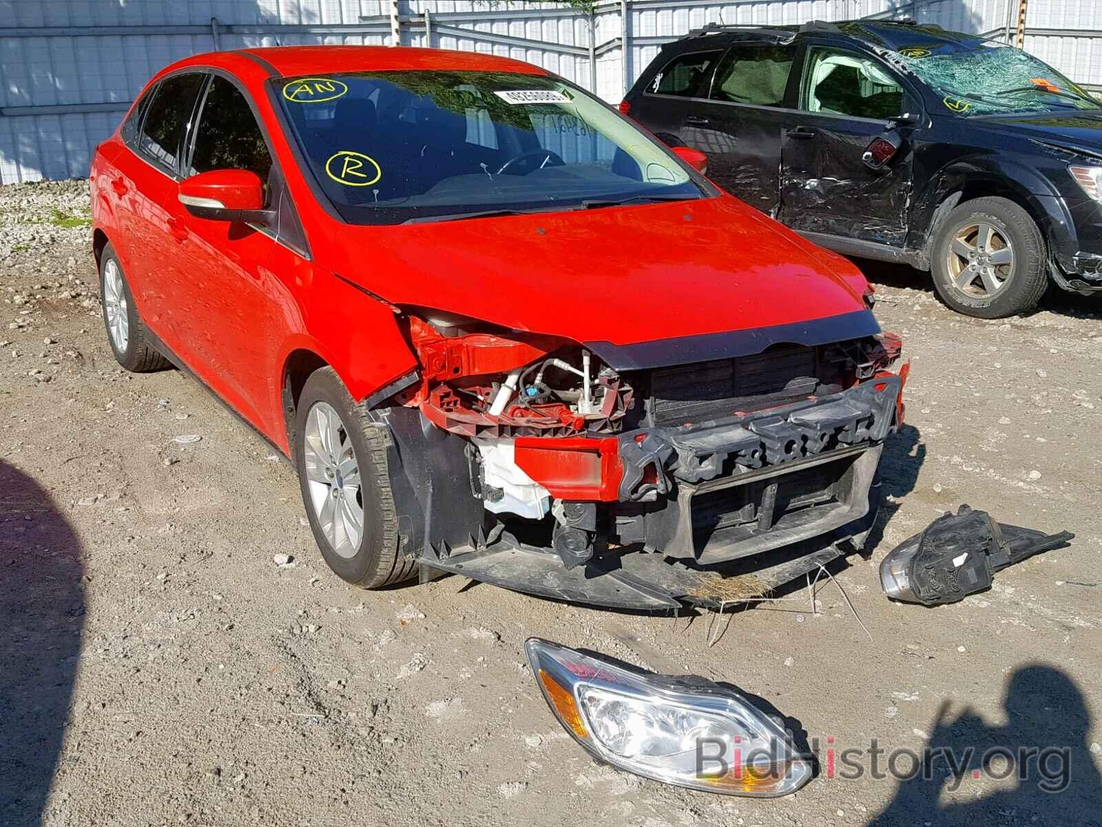 Photo 1FAHP3H28CL228245 - FORD FOCUS 2012