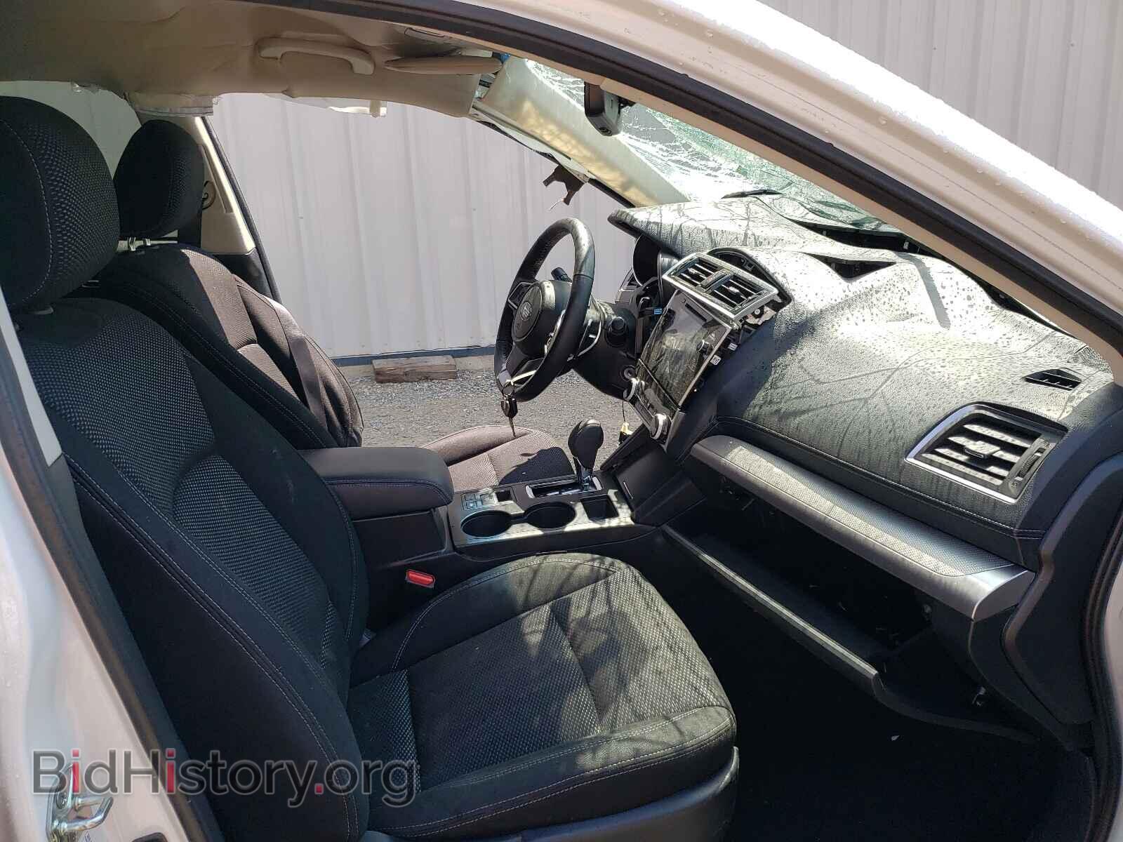 2019 SUBARU OUTBACK - VIN: 4S4BSAFC2K3238262 - Фото 5