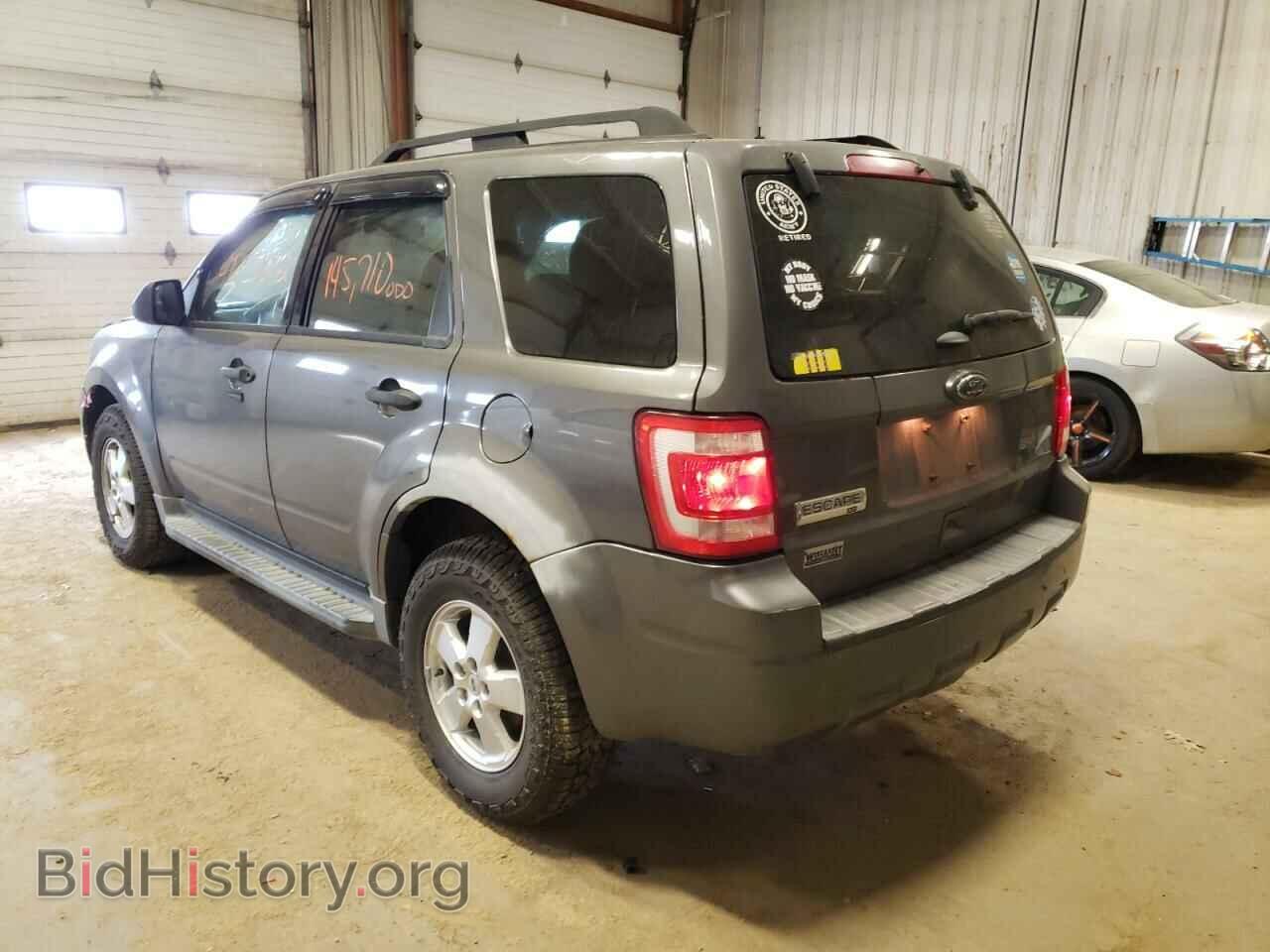 2011 FORD ESCAPE - VIN: 1FMCU0D76BKA82814 - Фото 3