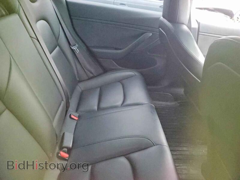 2019 Tesla MODEL 3 (VIN 5YJ3E1EA2KF422569) — photo 10 of 12