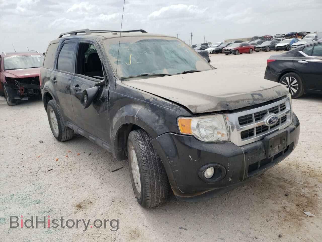 Фотография 1FMCU0D74BKA74002 - FORD ESCAPE 2011