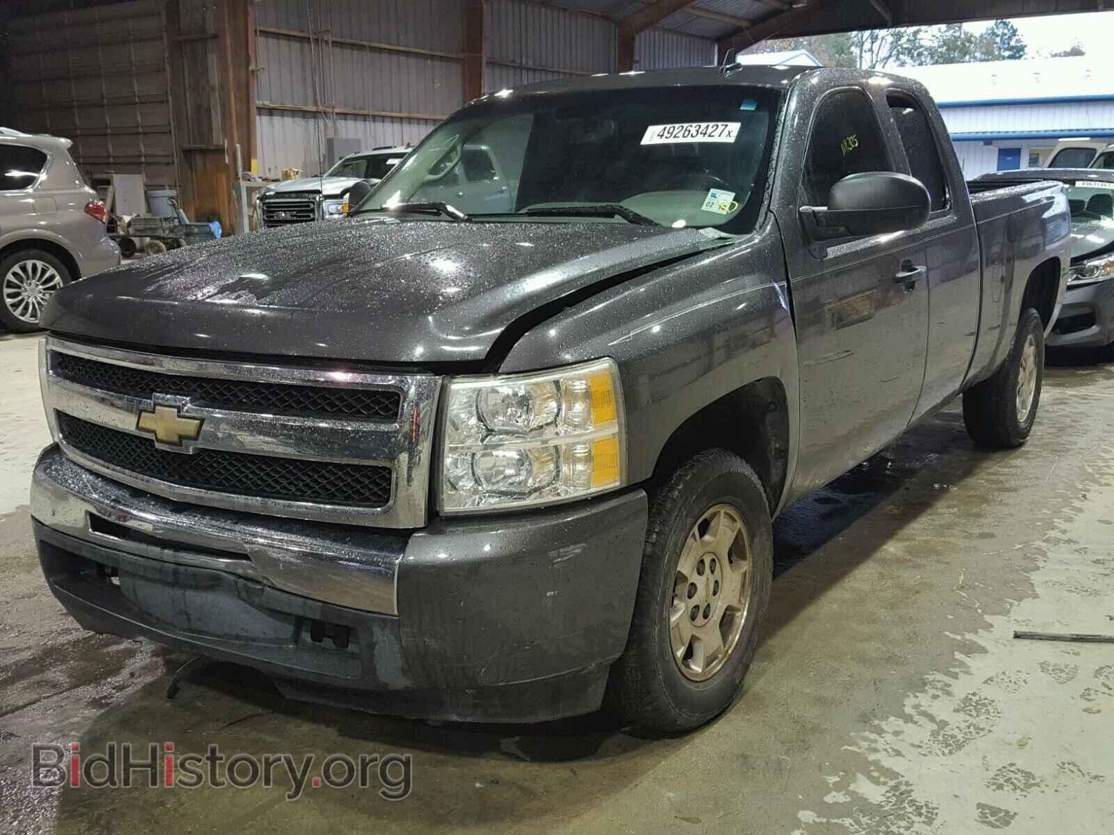 2011 CHEVROLET SILVERADO - VIN: 1GCRCREA3BZ182974 - Фото 2