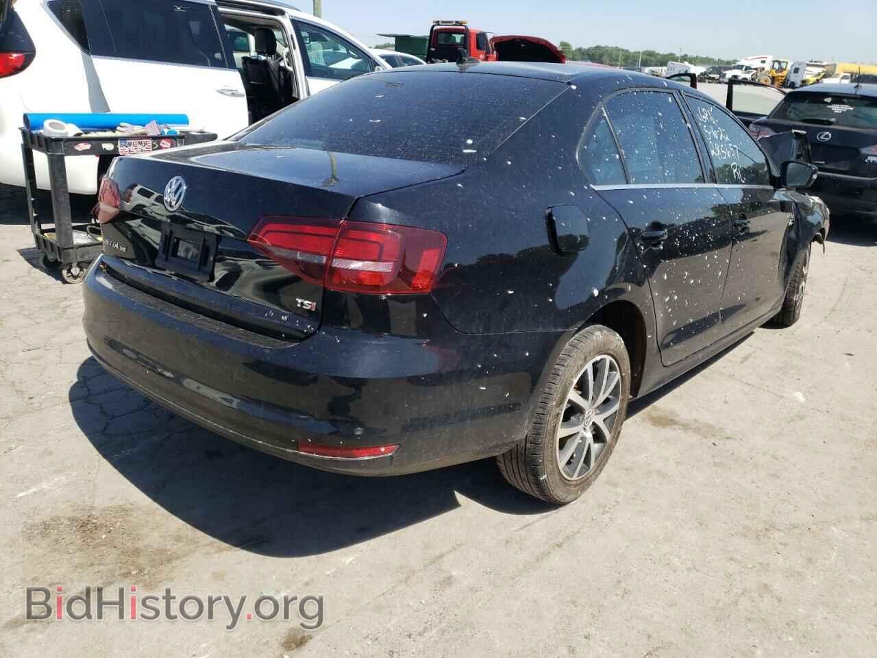 2017 VOLKSWAGEN JETTA - VIN: 3VWDB7AJ4HM285657 - Фото 4