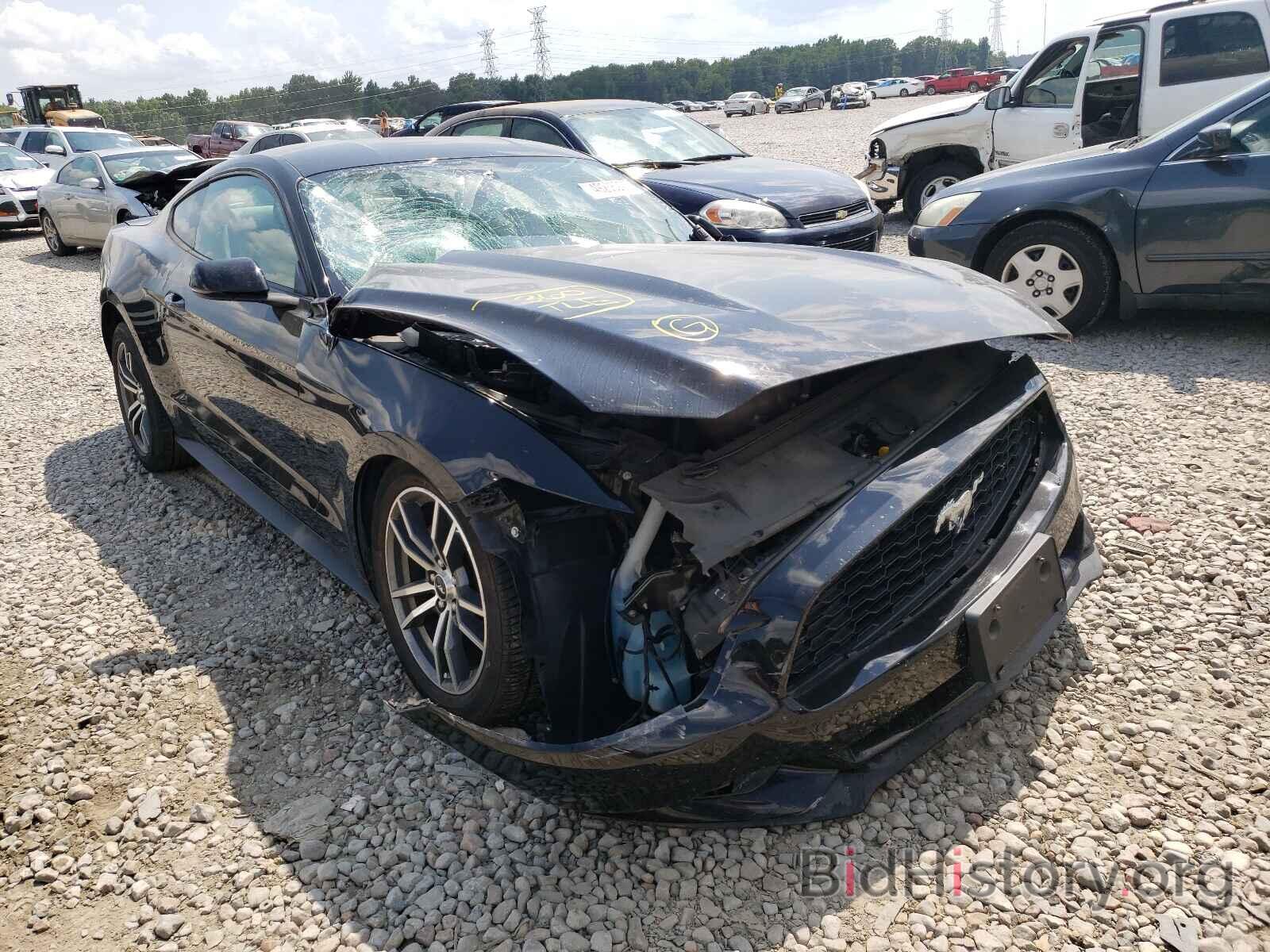 Photo 1FA6P8TH9F5345082 - FORD MUSTANG 2015