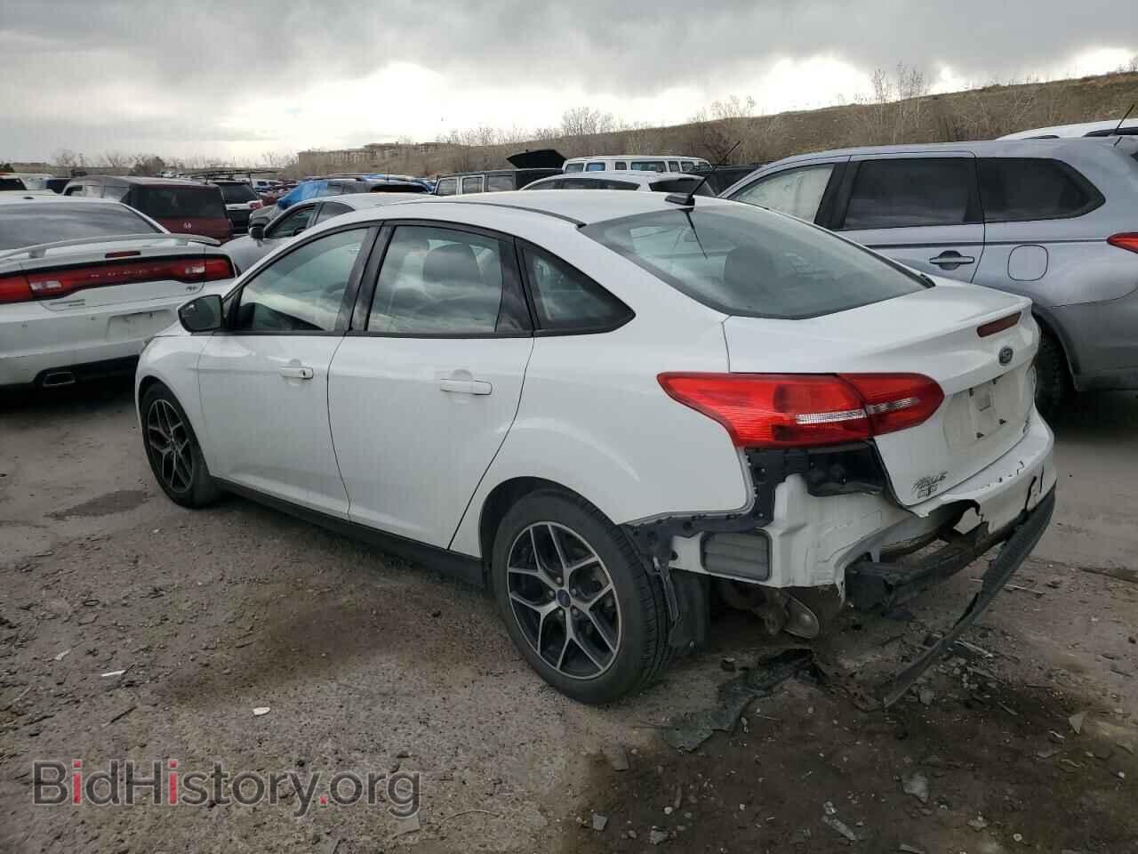 2018 FORD FOCUS - VIN: 1FADP3FEXJL235447 - Фото 2