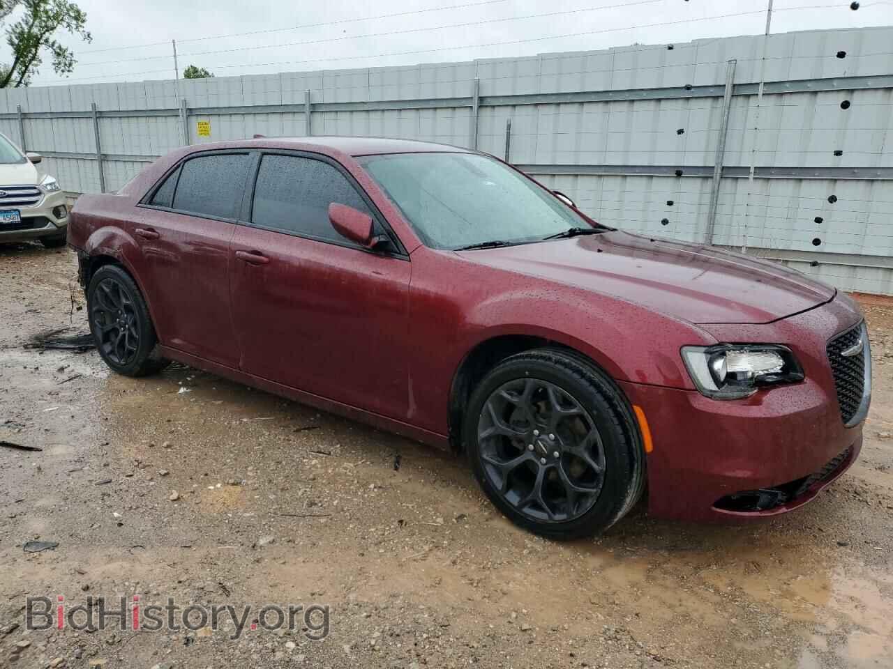 2019 CHRYSLER 300 - VIN: 2C3CCABG6KH577767 - Фото 4